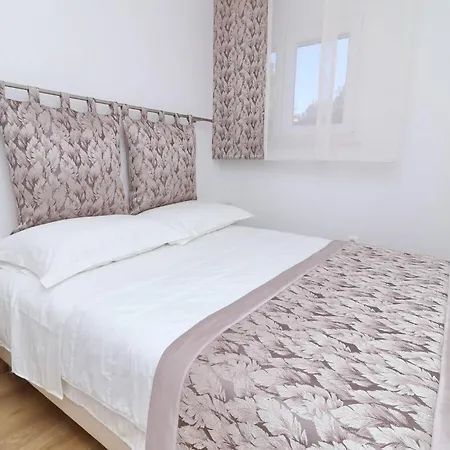 Beachfront Korcula Дом отдыха *