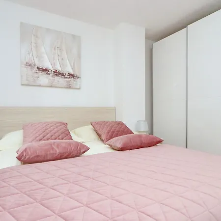 Beachfront Korcula * Вела-Лука